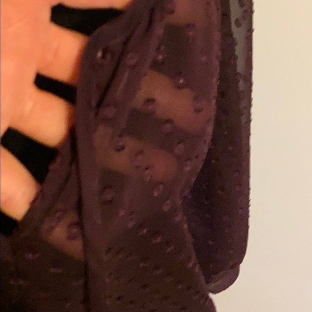 Top - Picture 2 of 5